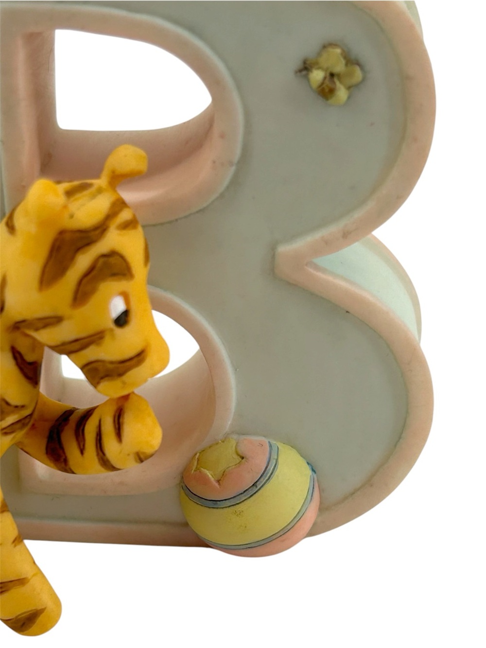 Pooh’s Alphabet - Letter “B” Classic Pooh Tigger, Hunny, and Bees Figure READ - Picture 4 of 10